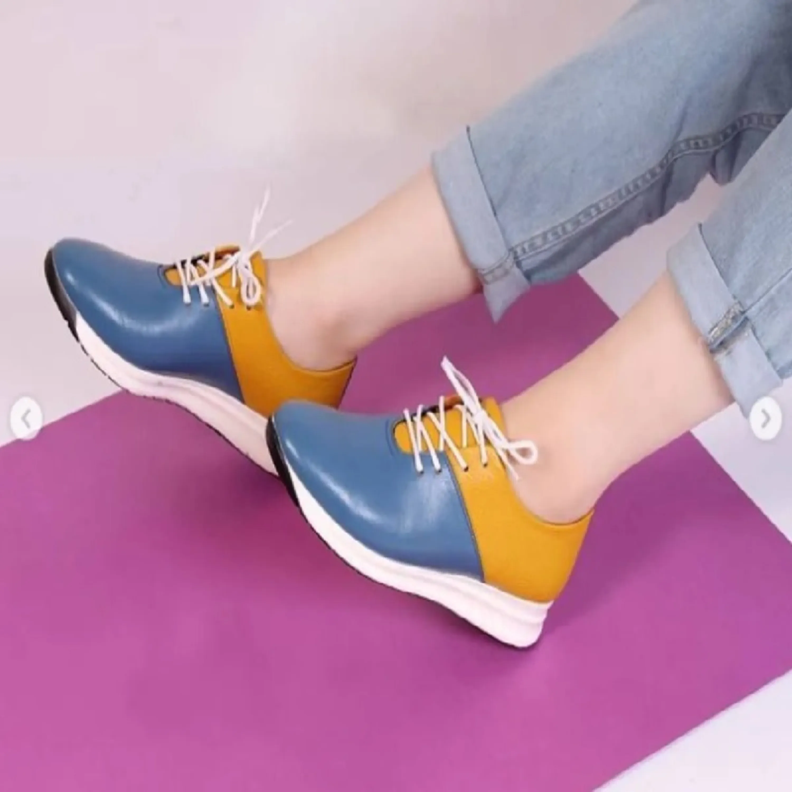 کفش چرم کتونی زنانه مدل دو رنگ کفش چرم کتونی زنانه مدل دو رنگ